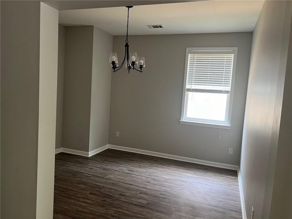 152 Parkmont Ln - Photo 7 of 13