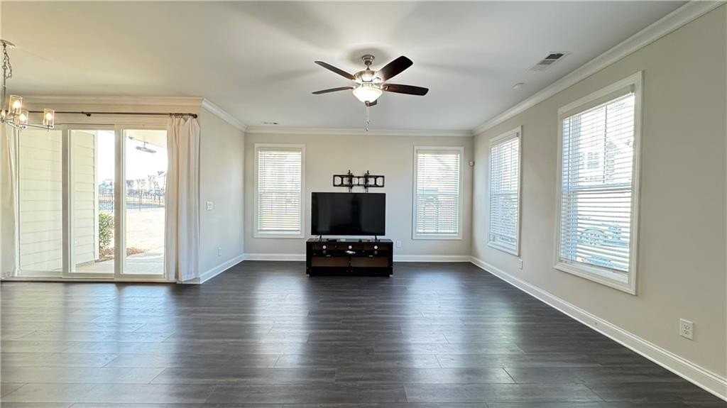 750 Fieldcrest Park Ln - Photo 5 of 50