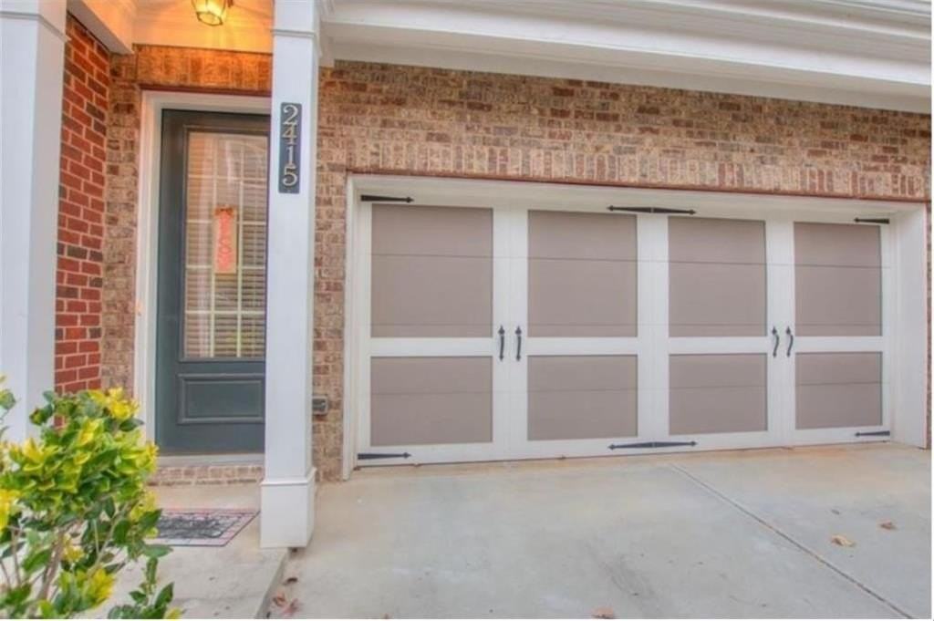 2415 Tenor Ln - Photo 3 of 18