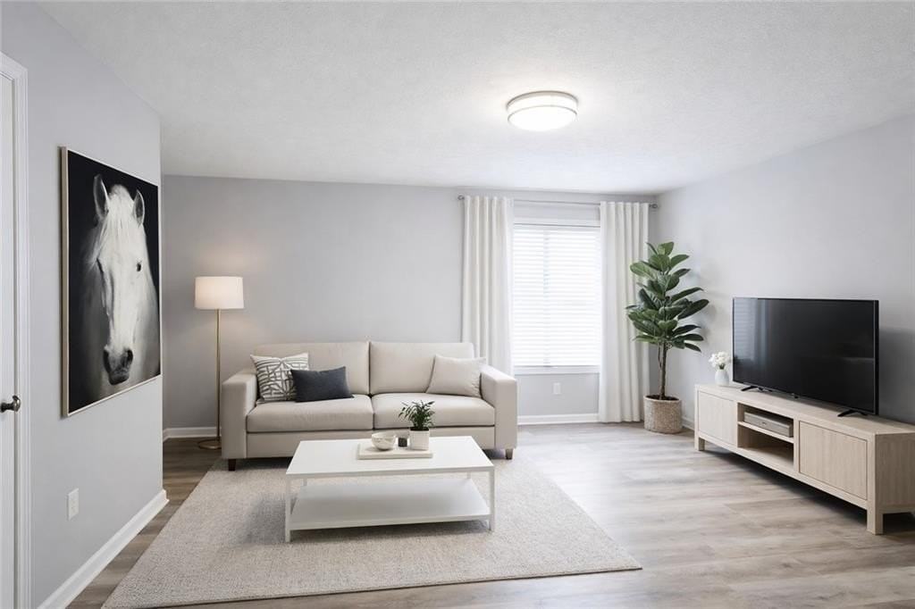 2580 Avery Park Cir - Photo 5 of 16