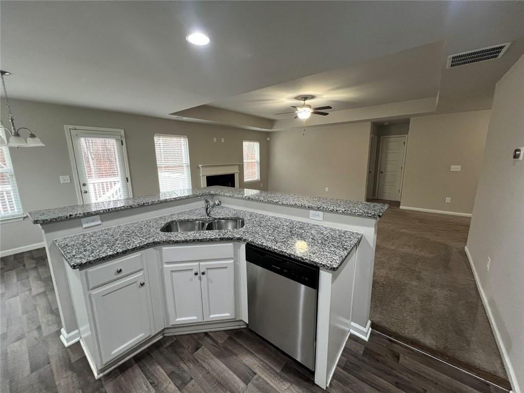 3463 Silver Chase Ct - Photo 6 of 11