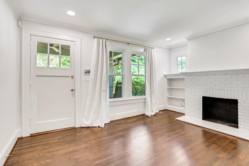 2215 Fairhaven Cir Ne - Photo 5 of 20