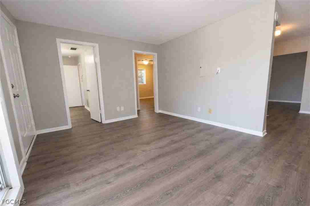 1107 Se 46th Ln Apt B - Photo 3 of 19