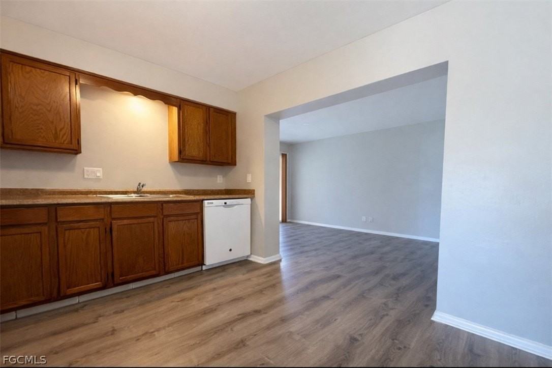 1107 Se 46th Ln Apt B - Photo 7 of 19