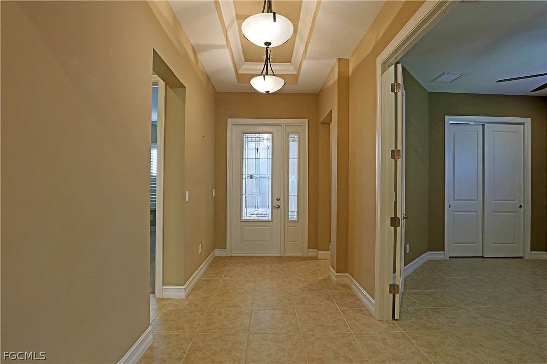 8181 Venetian Pointe Dr - Photo 6 of 33