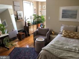 2638 Poplar St #3R - Photo 1 of 1