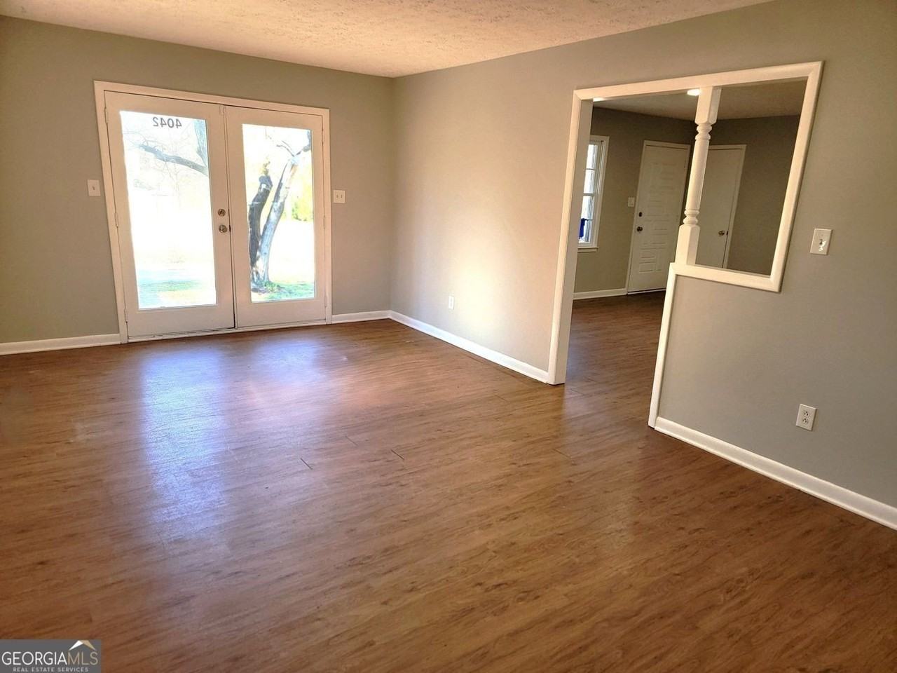 4042 Jodeco Rd - Photo 5 of 13