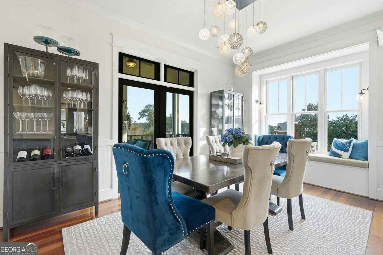 277 Catherine Vw - Photo 6 of 50