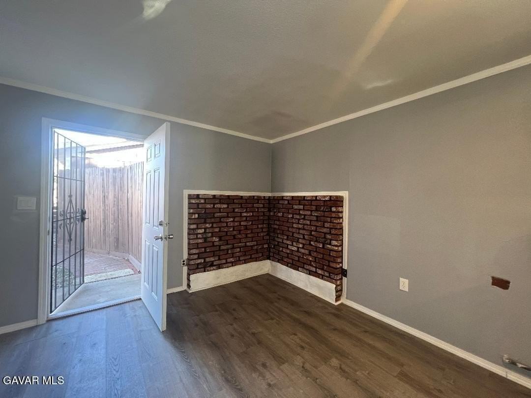 43119 7th St E - Photo 4 of 21