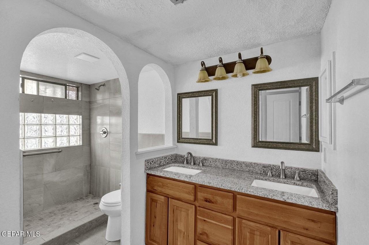 1439 Jim Larabel Dr - Photo 6 of 11