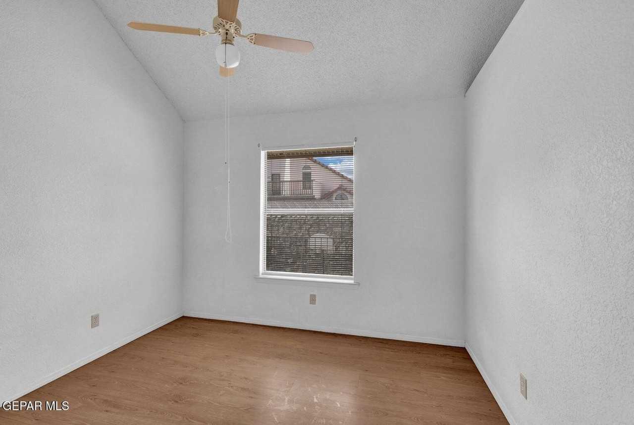 1439 Jim Larabel Dr - Photo 7 of 11