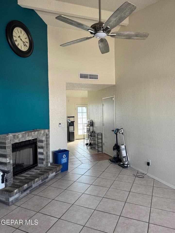 4124 Edgar Park Ave - Photo 3 of 21