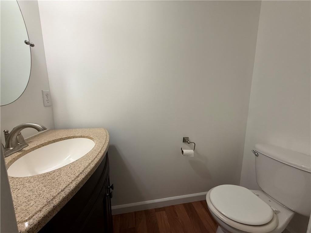 902 Darling Ave - Photo 4 of 15