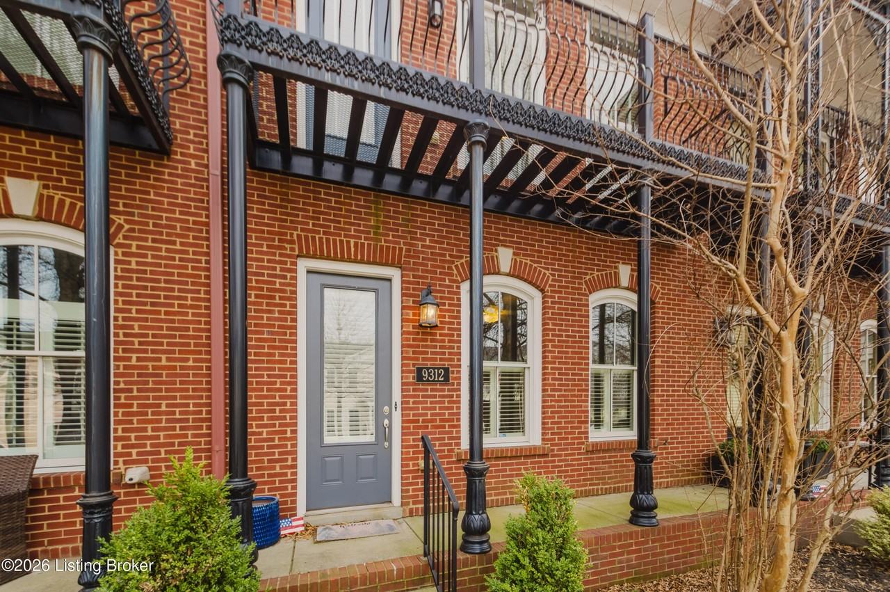 9312 Norton Commons Blvd - Photo 3 of 36