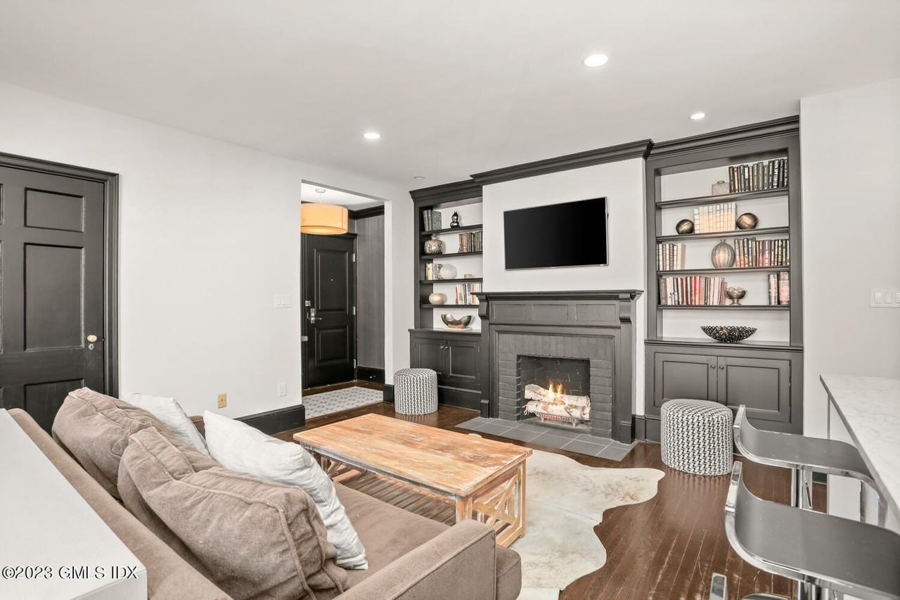 169 Mason St #1D - Photo 6 of 17