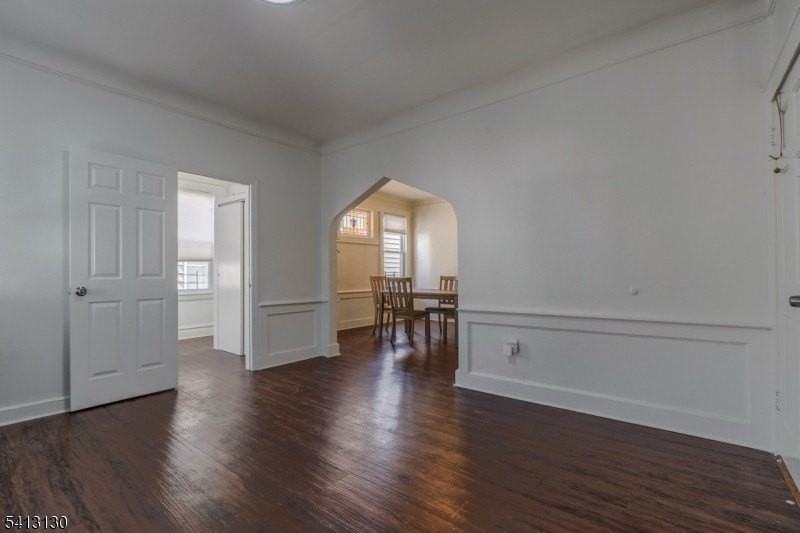 172 Goldsmith Ave - Photo 2 of 14