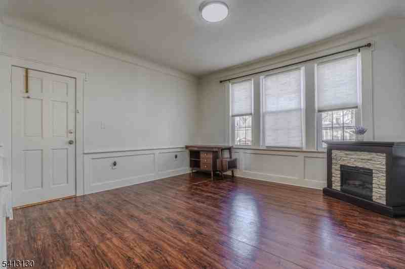 172 Goldsmith Ave - Photo 6 of 14