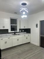 featured image of 925 South St