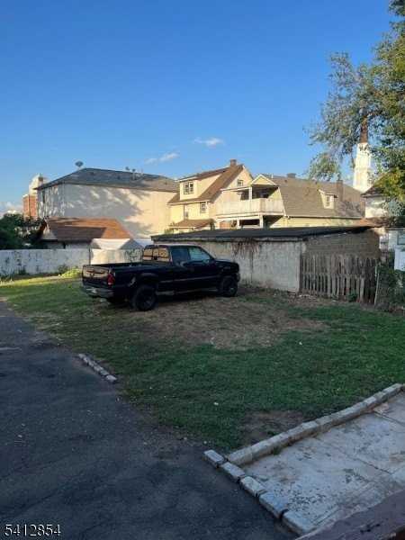 925 South St - Photo 7 of 7