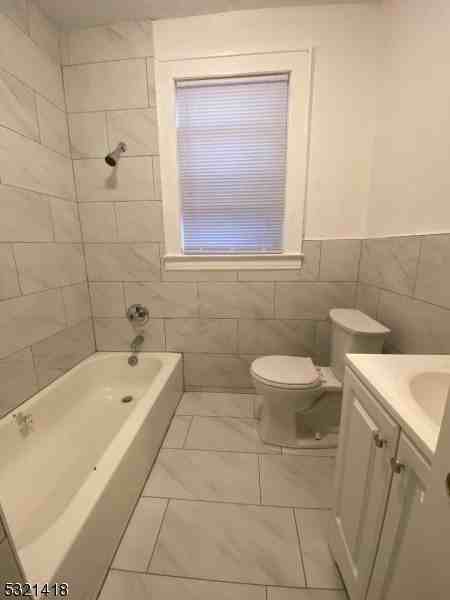 1031 Kilsyth Rd #1R - Photo 7 of 15