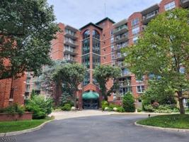 featured image of 300 Main St Apt 113 #113