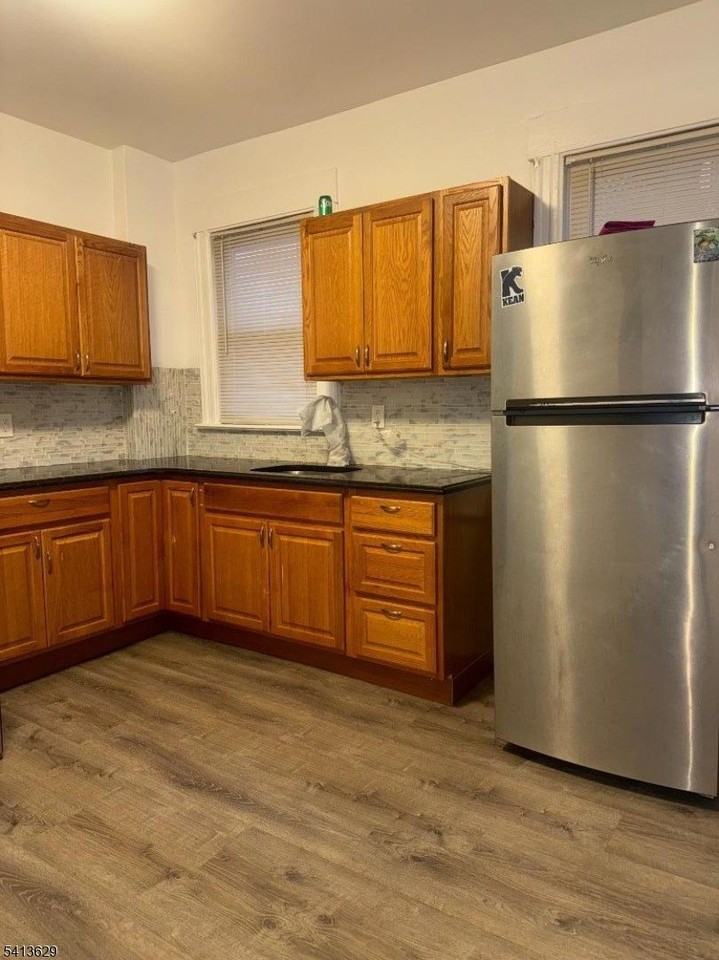 23 Columbia Ave - Photo 3 of 9