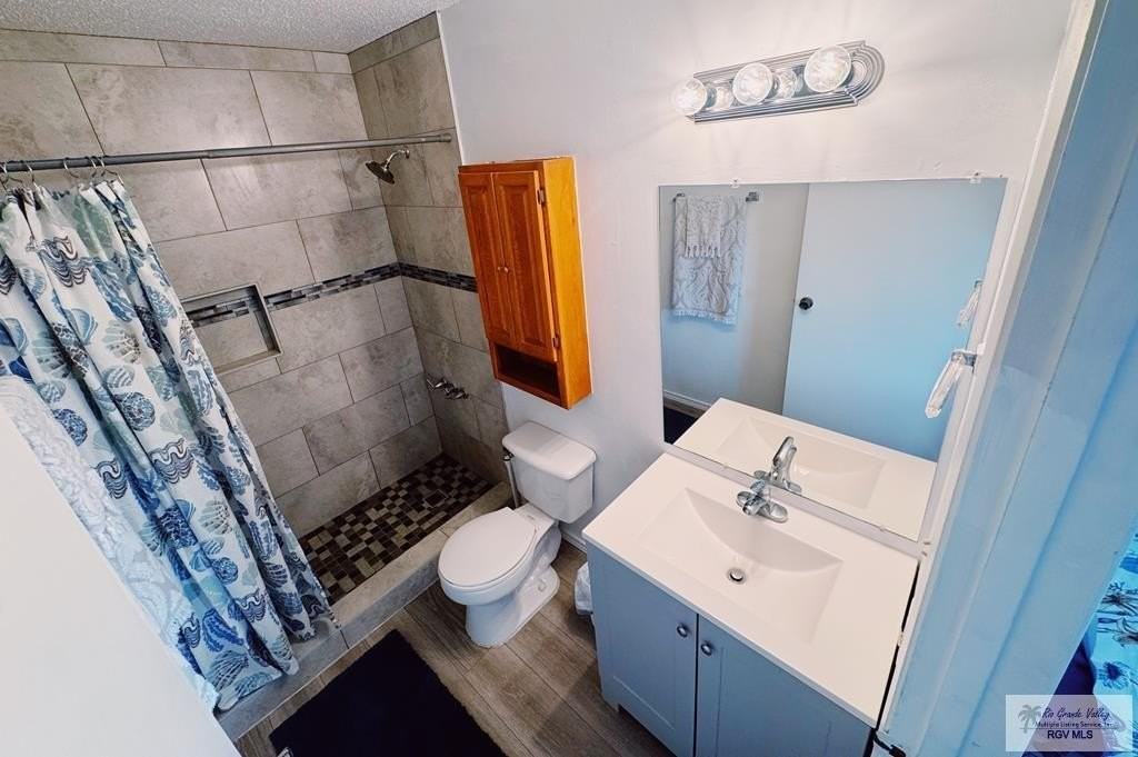 714 Continental Dr Apt 3 - Photo 7 of 19