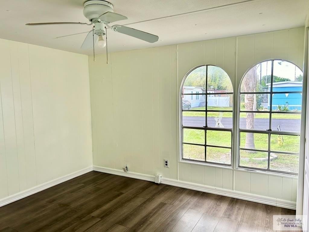 15702 Orange Dr - Photo 7 of 13