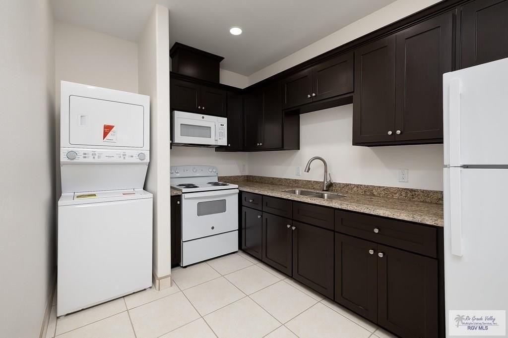 2225 S Valley Cir #B - Photo 6 of 12