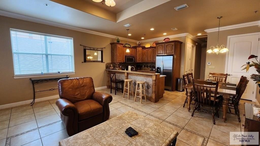 106 W Capricorn Dr - Photo 4 of 22