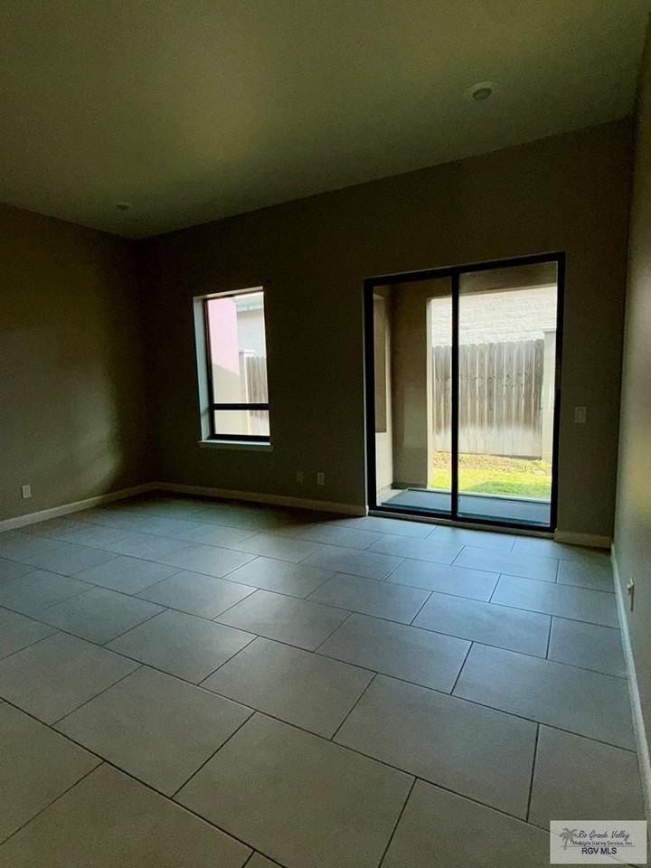 6004 Danubio Ct #8 - Photo 6 of 14