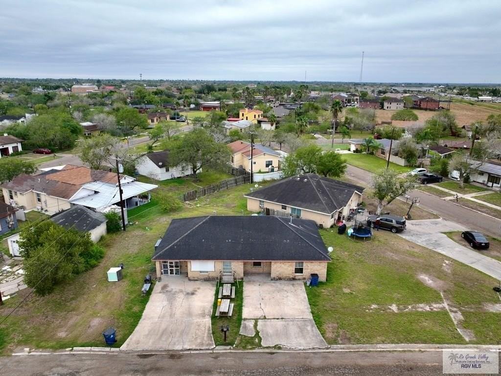 226 Camelia St - Photo 2 of 14