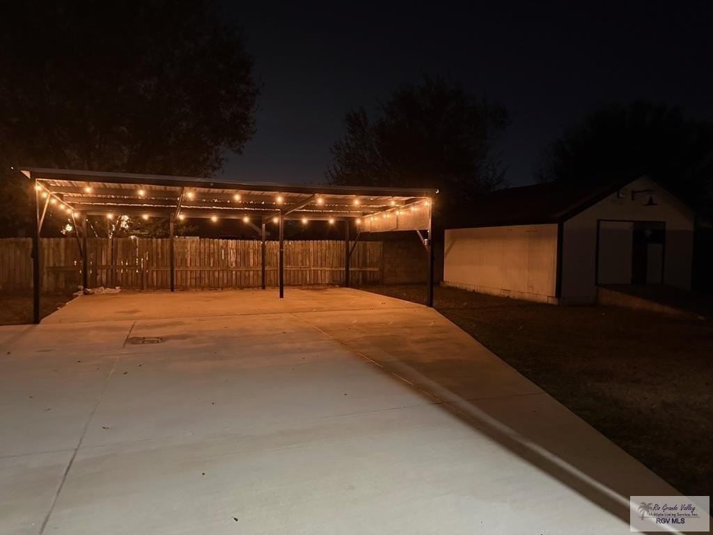 1420 Codorniz Dr - Photo 6 of 8