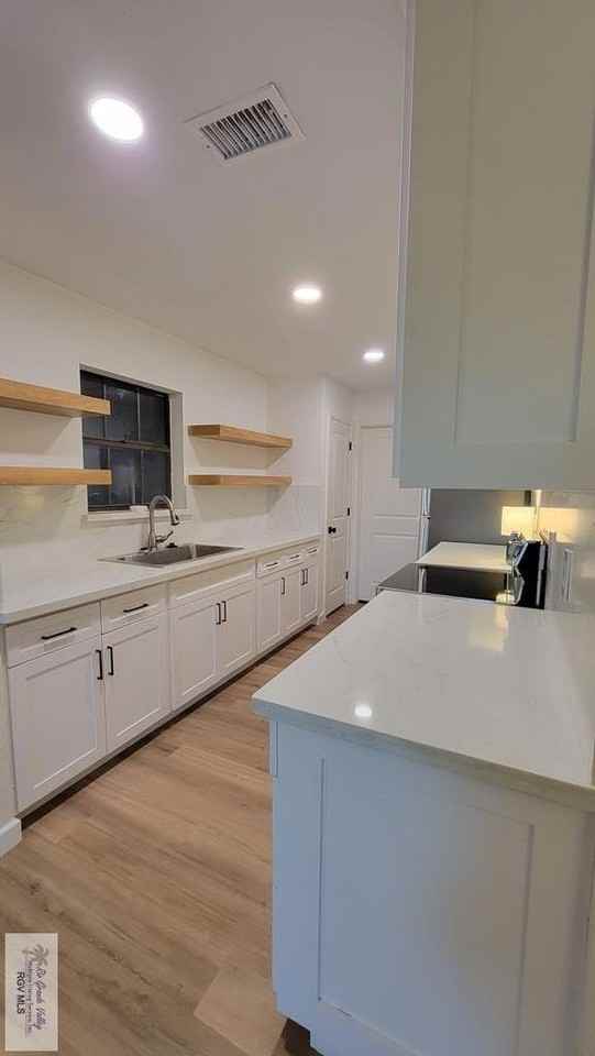 1902 White Tail Dr - Photo 2 of 16