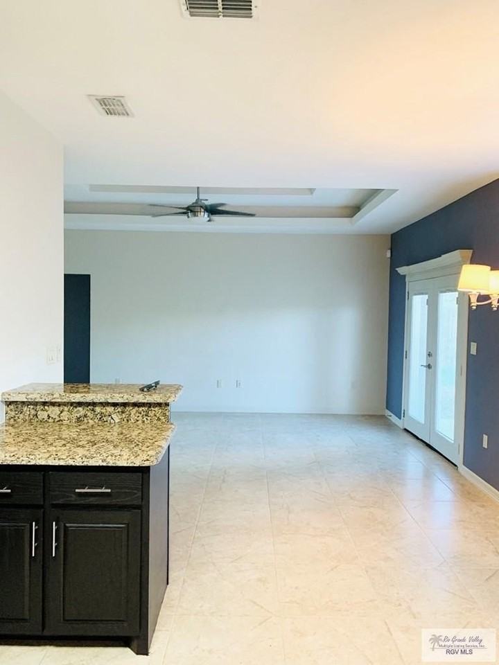 6822 Stone Oak - Photo 7 of 14