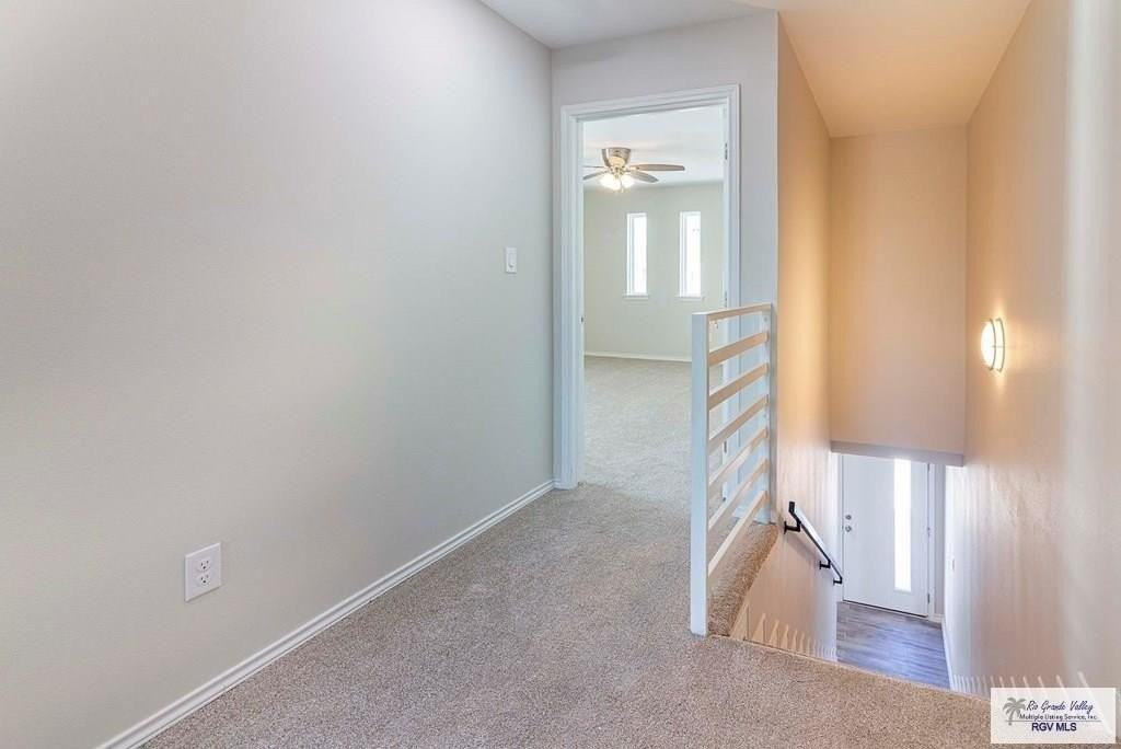 2815 E Price Rd Apt 104 #104 - Photo 3 of 12