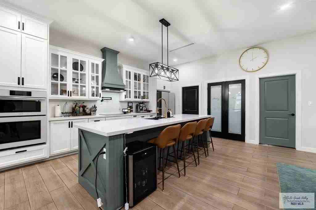 7606 Waverly Dr - Photo 6 of 26