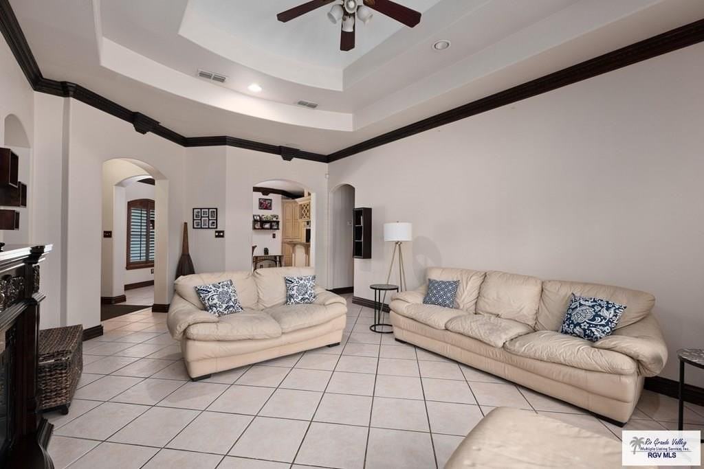 6037 Diamondback - Photo 5 of 19