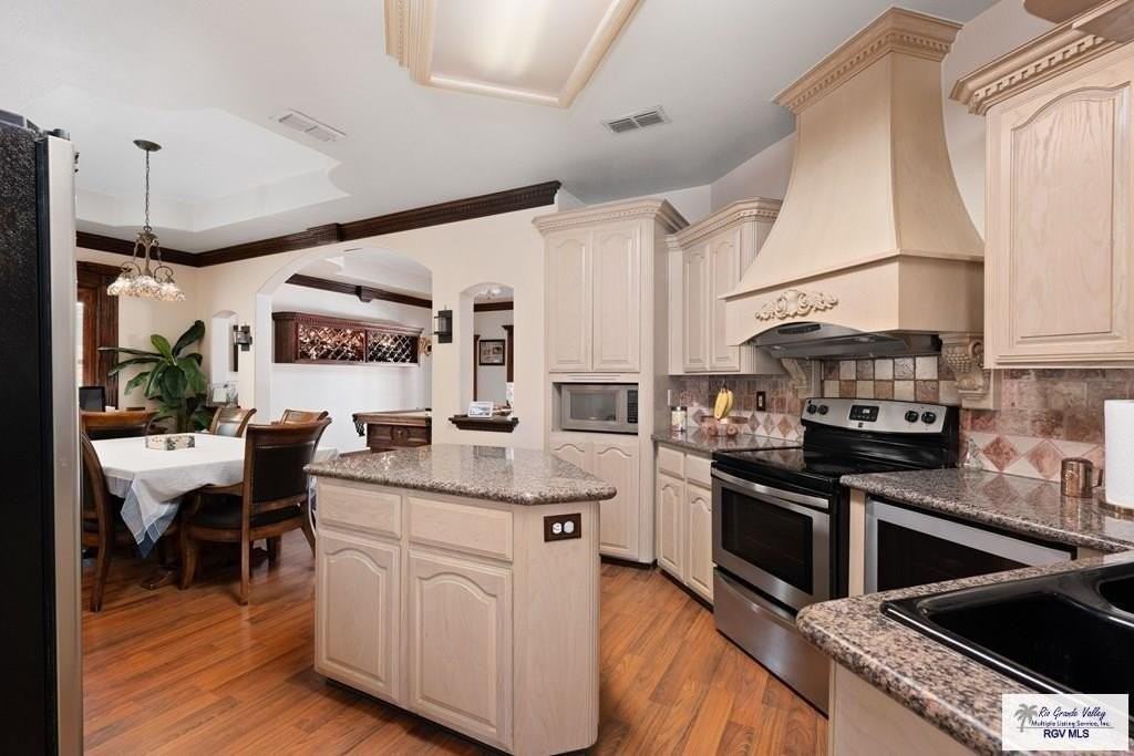 6037 Diamondback - Photo 7 of 19