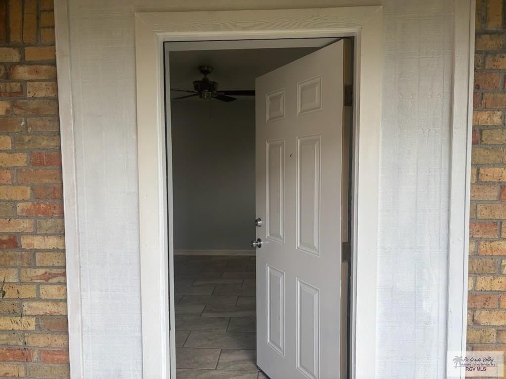 910 Live Oak Cir Apt A #A - Photo 2 of 12