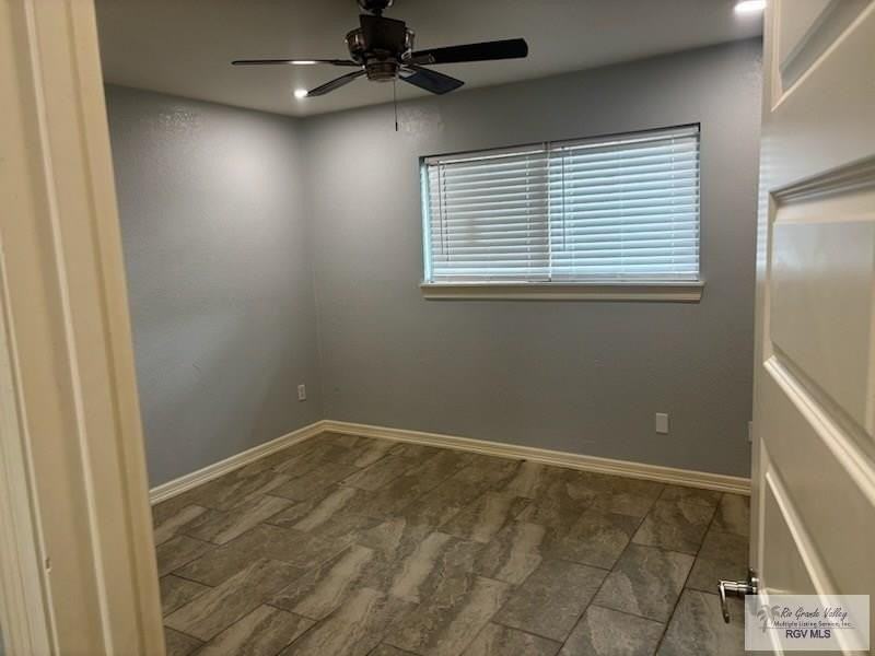 910 Live Oak Cir Apt A #A - Photo 6 of 12