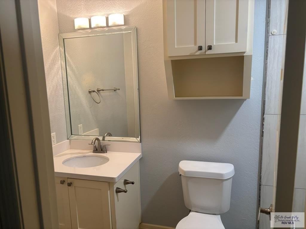 910 Live Oak Cir Apt A #A - Photo 7 of 12