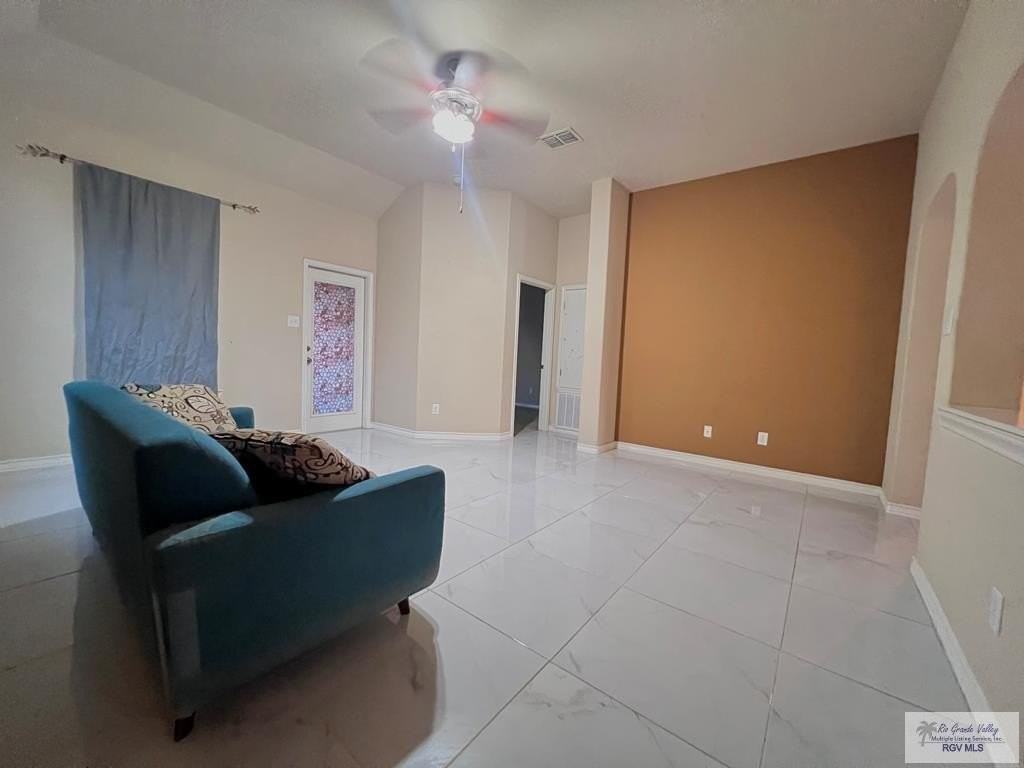 3915 Ridge Trl - Photo 3 of 12