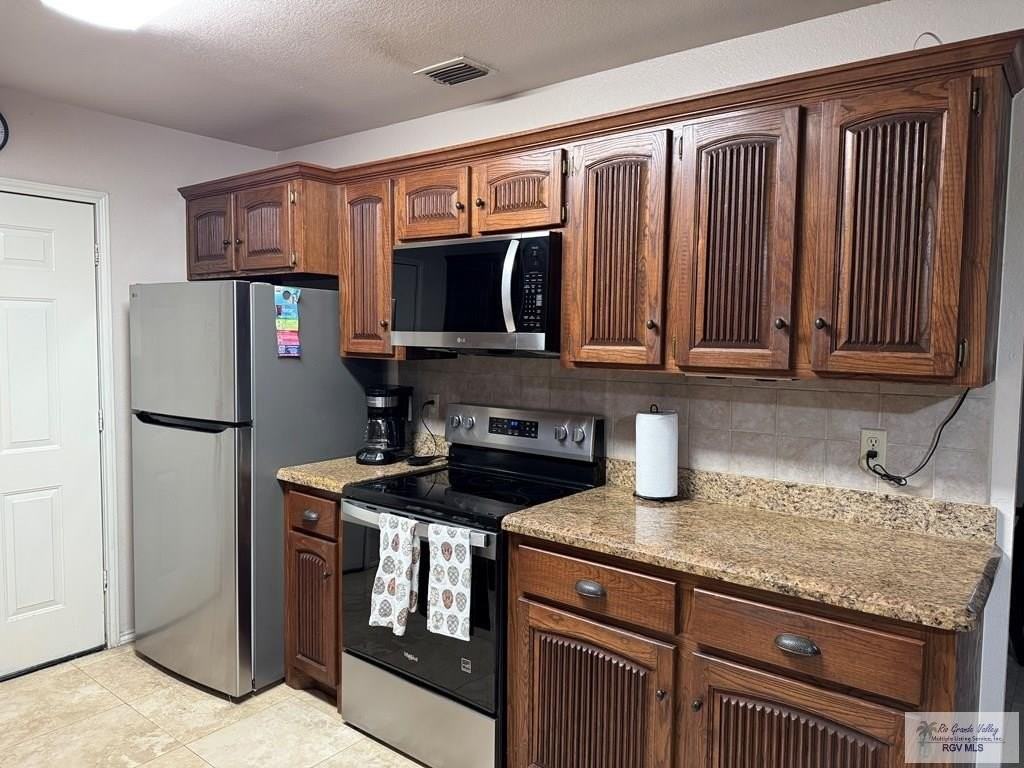 1150 Quail Hollow Dr - Photo 4 of 19