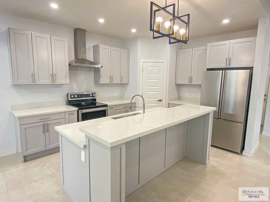 1761 Castillo St - Photo 3 of 23