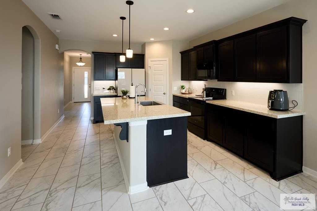 2414 Cove Real Dr - Photo 7 of 21