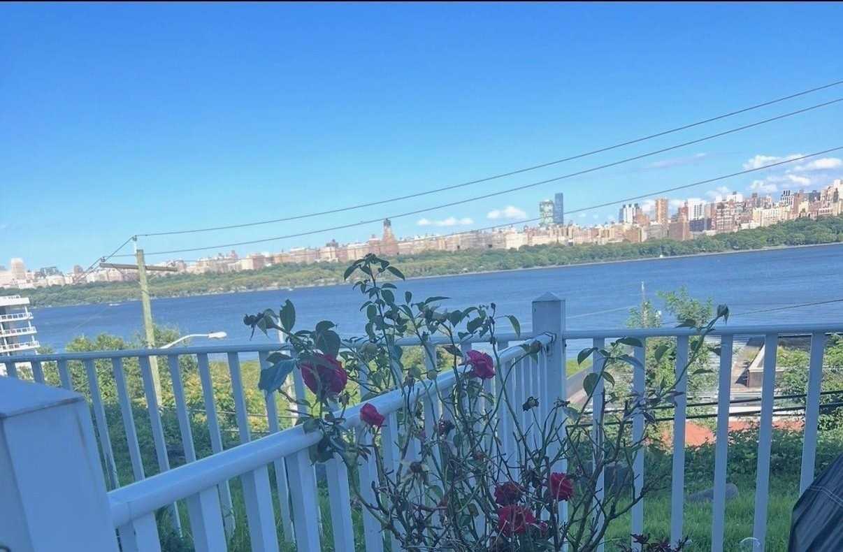 8 Bergen Ridge Rd #3 - Photo 6 of 10