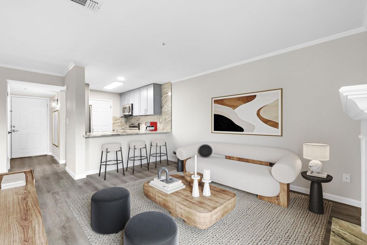 690 State Route 23 #R3