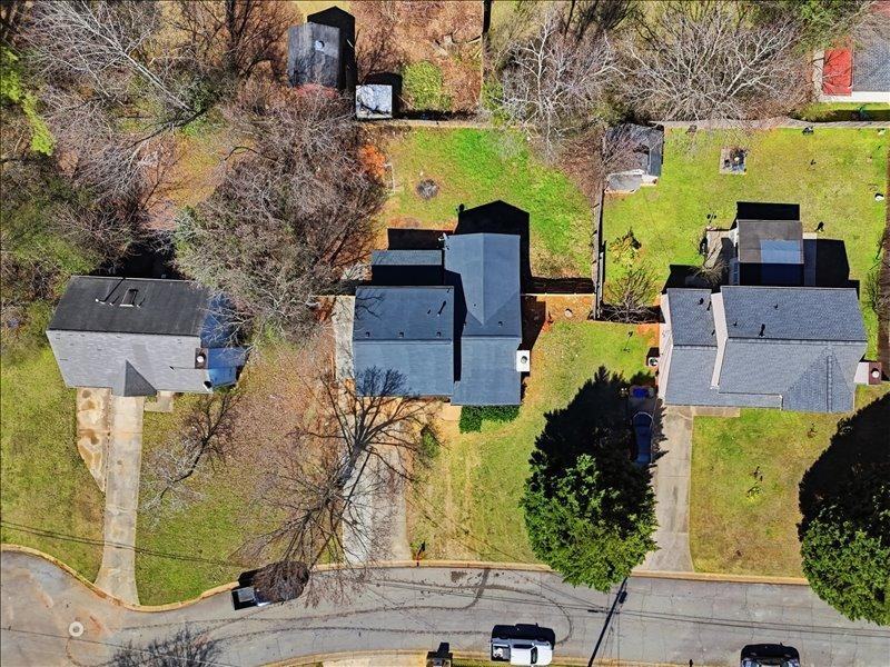 Park Creek Cir - Photo 2 of 24