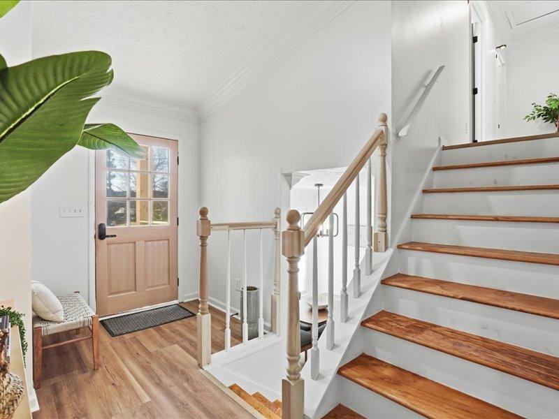 Park Creek Cir - Photo 7 of 24